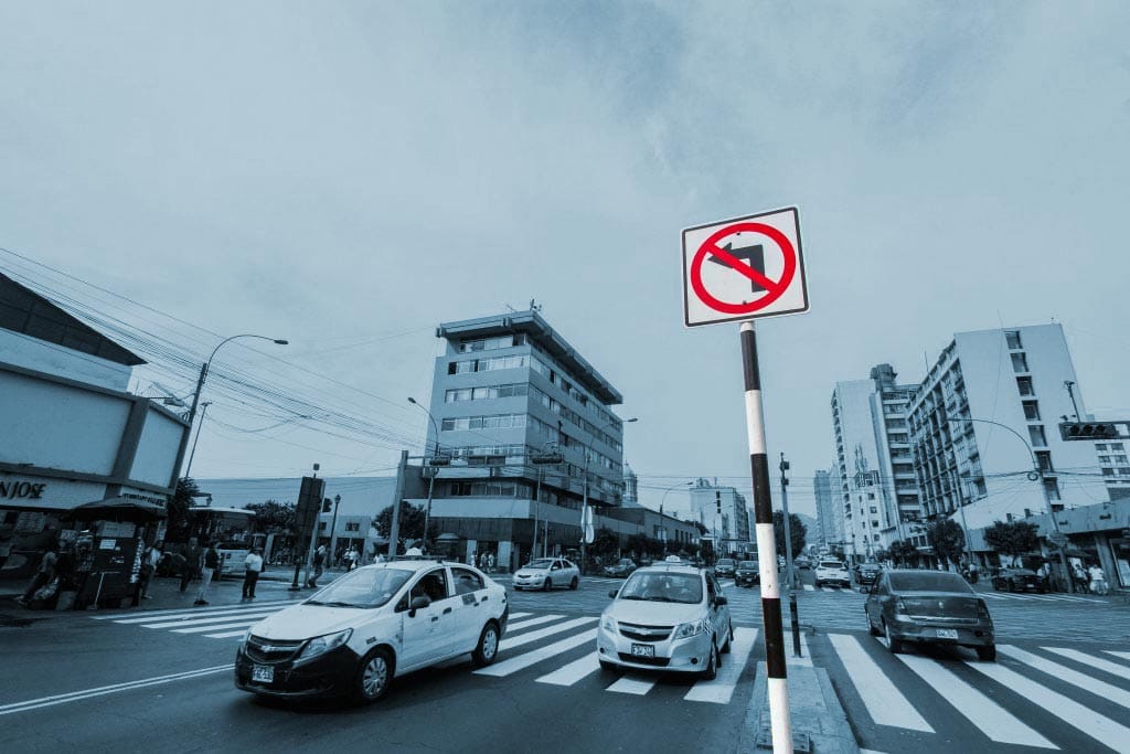 poste metalico para señalizacion vial