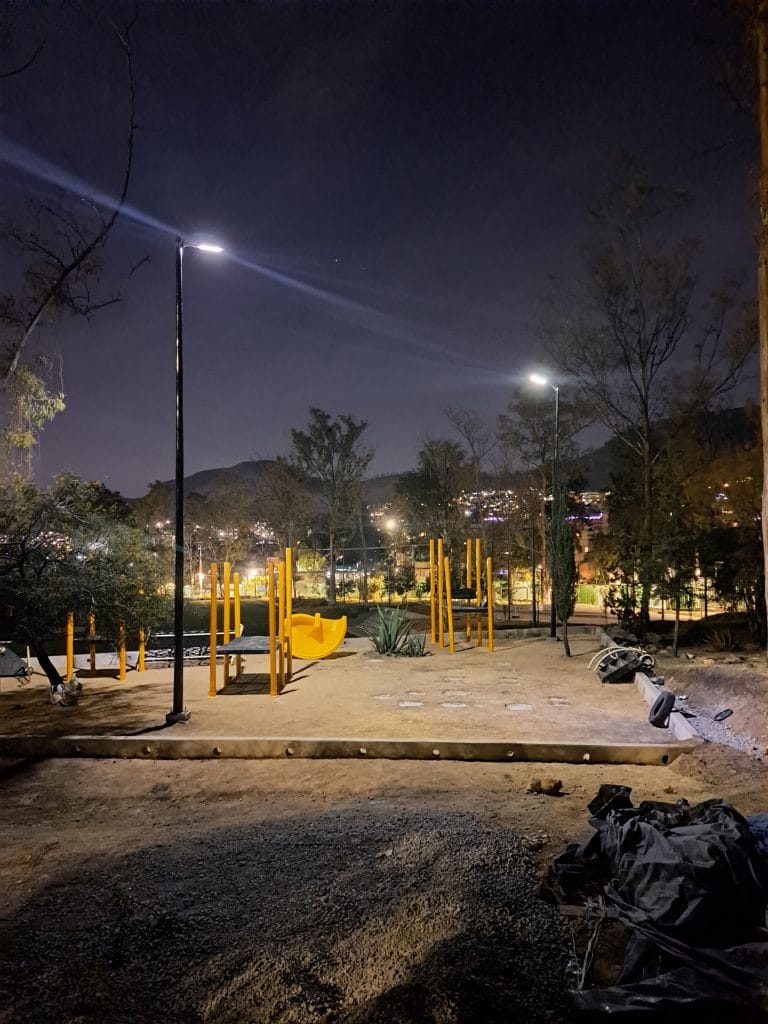 iluminación de parques