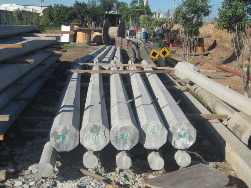 Postes de concreto en secado